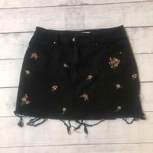 PAC Sun Denim Skirt Black with Flowers Size 27